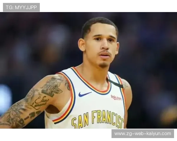 勇士反弹获胜，库里表现依旧抢眼，勇士队员对库里