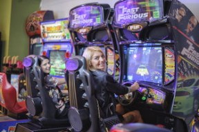 开云体育官方下载-全国青少年轮滑速度赛在天津激情上演，青少年轮滑世界冠军