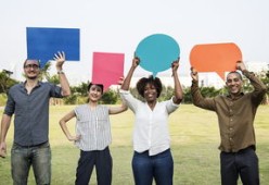 开云电竞在线-中国篮球教练员团队协作与沟通效率提升，篮球教练团队组成